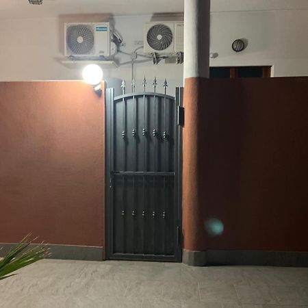 Apartamento Domus Alice Monserrato Exterior foto